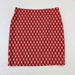 Ann Taylor pencil skirt Size 2 red white feather print lined